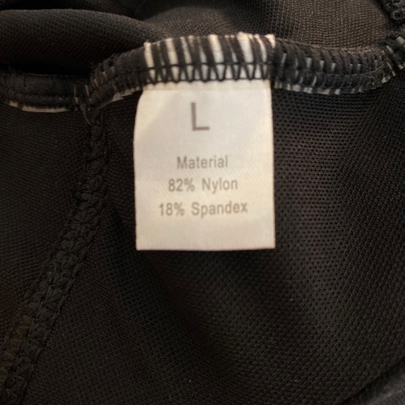 NEW!! One piece bathing suit size large - Picture 7 of 7